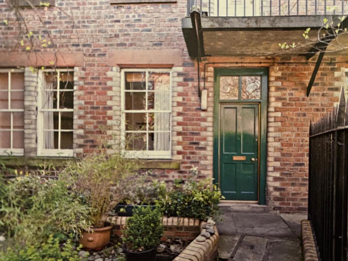 The Cosy Courtyard Apartment Edinburgh Exterior photo